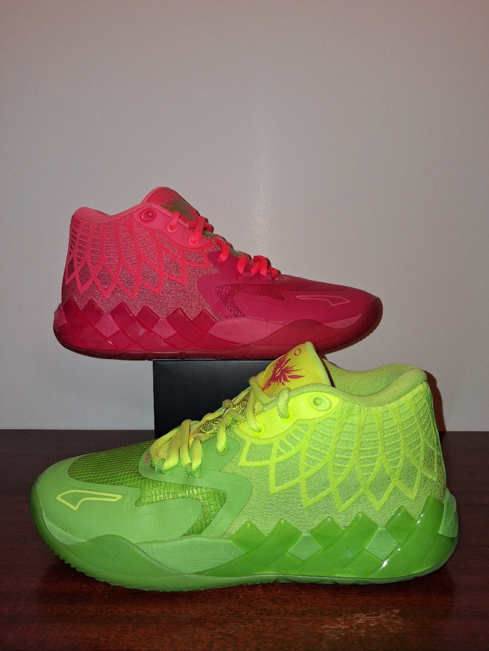 8 MENS- RICK AND MORTY PUMA LA MELO BALL MB.01. PRE-OWNED NO BOX.